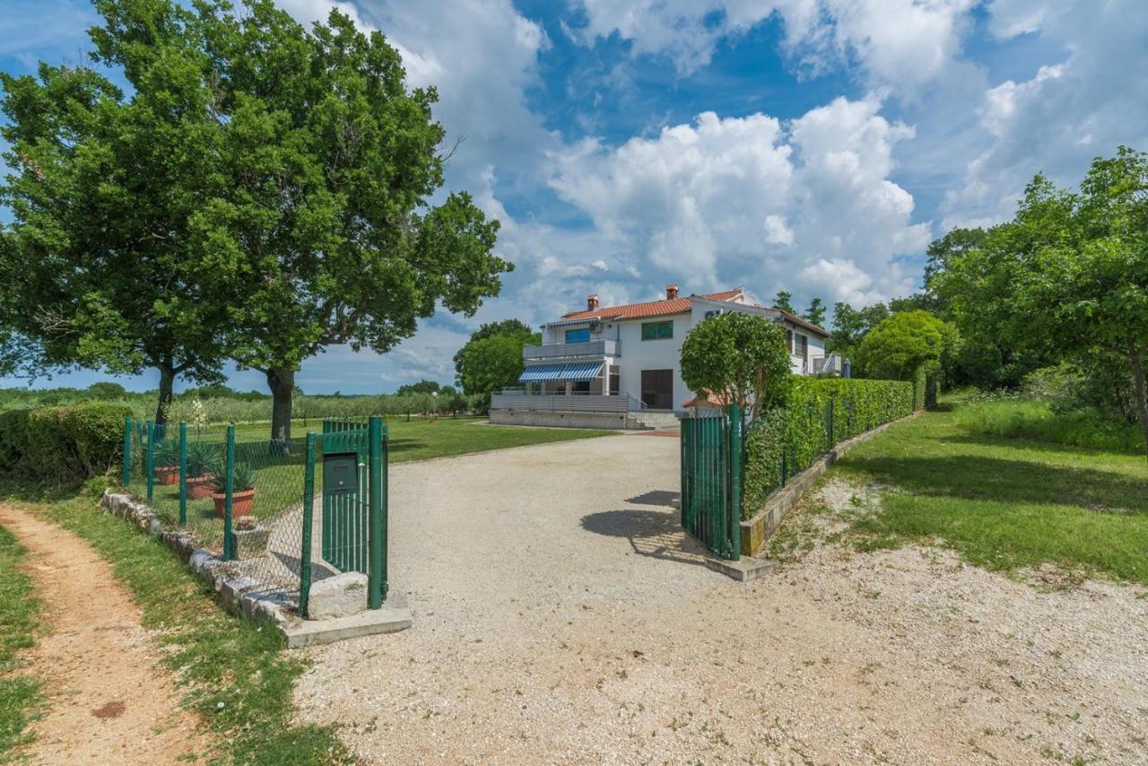 Apartments Kadum 25 Kadumi 외부 사진