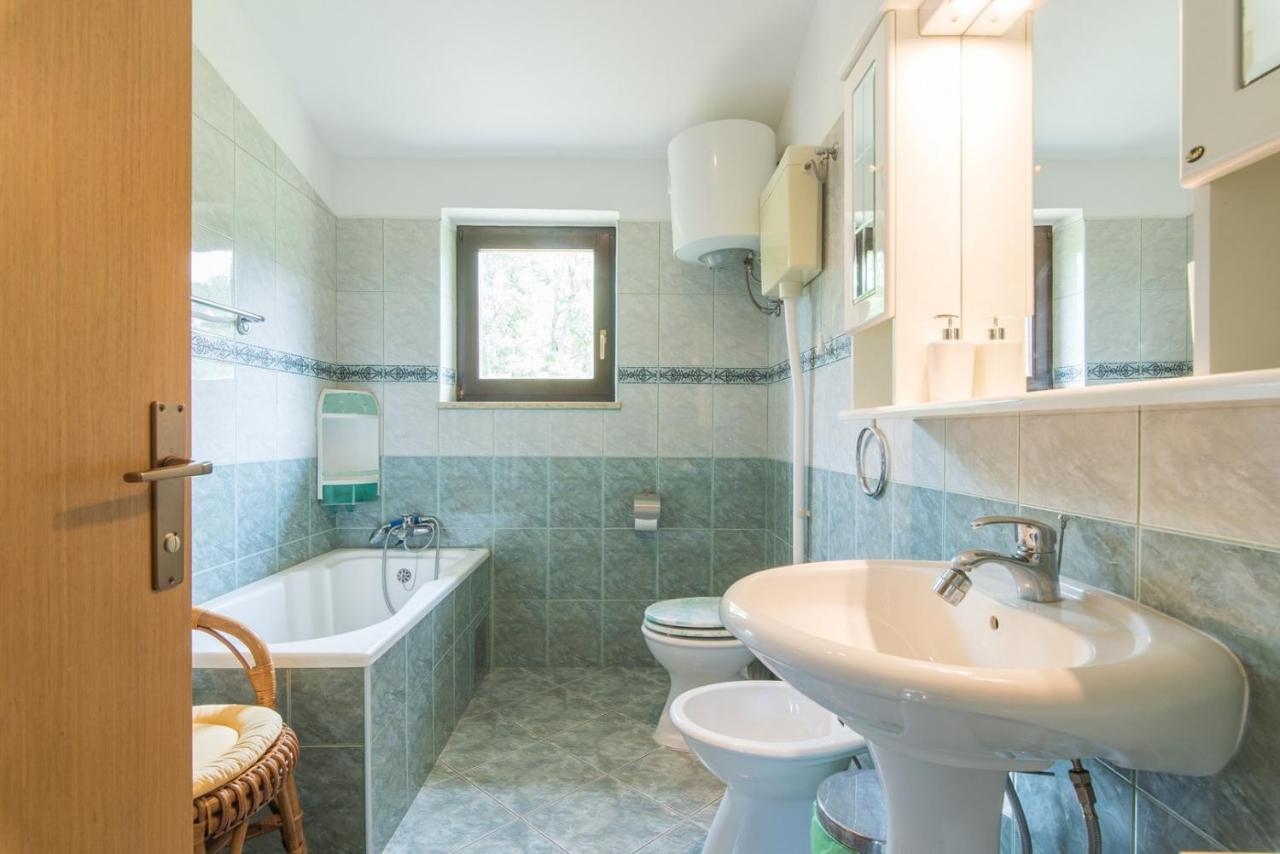 Apartments Kadum 25 Kadumi 외부 사진