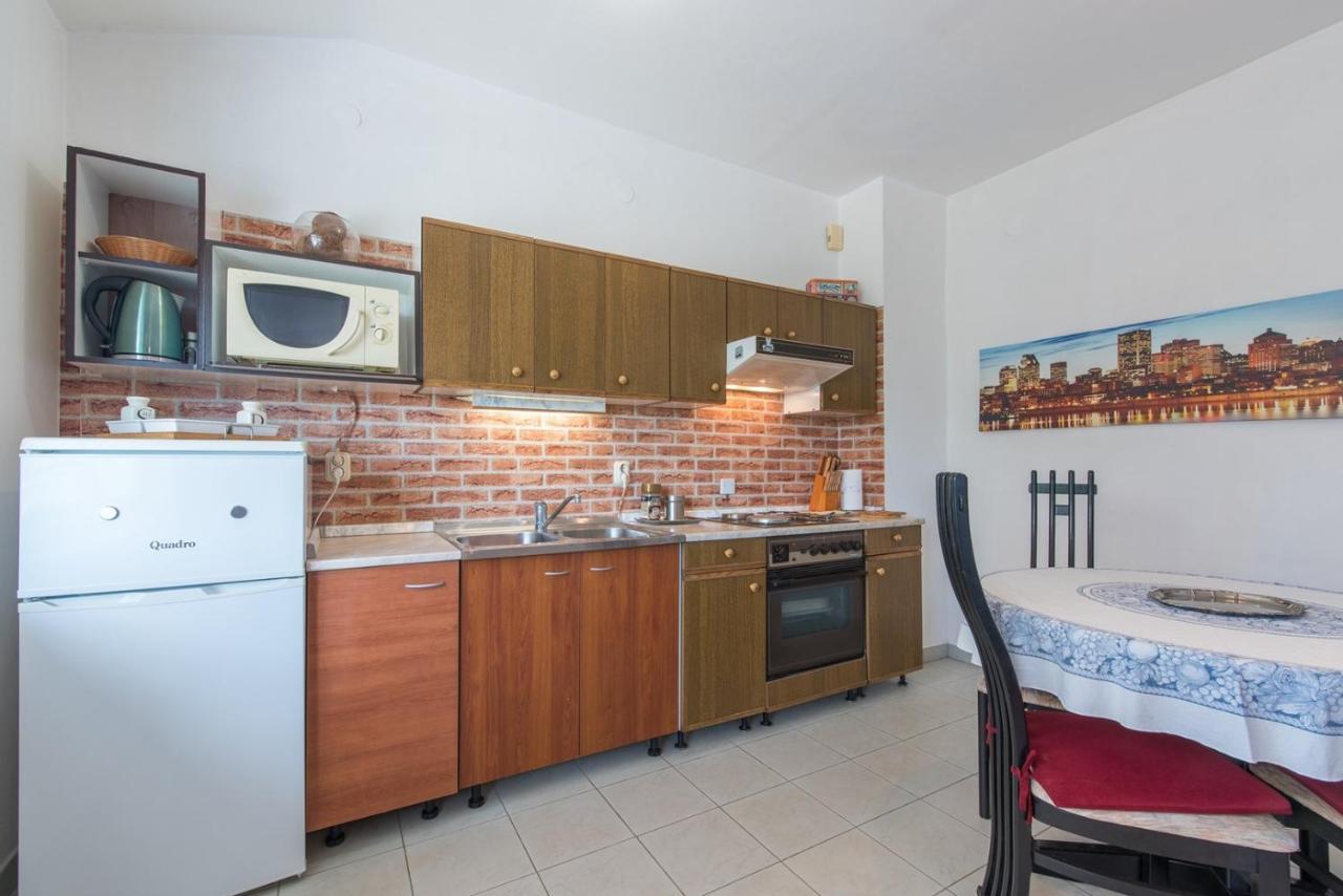 Apartments Kadum 25 Kadumi 외부 사진